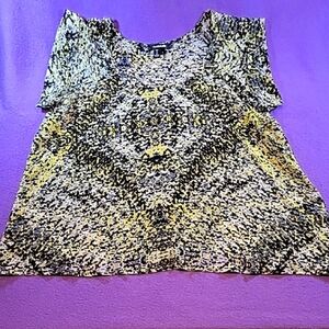 0752. MyMichell ~ Shark Bite Hem ~  Large ~ Chiffon ~ U Neck ~ Cuffed Sleeve